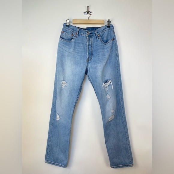 Levi’s Original 501s Light Hearted - Light Wash - Picture 3 of 12